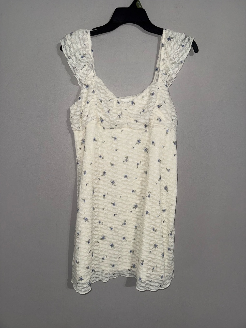 No Boundaries Women’s White Floral Sleeveless Ruffled Mini Dress XL
